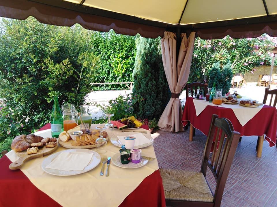 Aia Di Lazzaro Agriturismo Casalbore Exterior foto